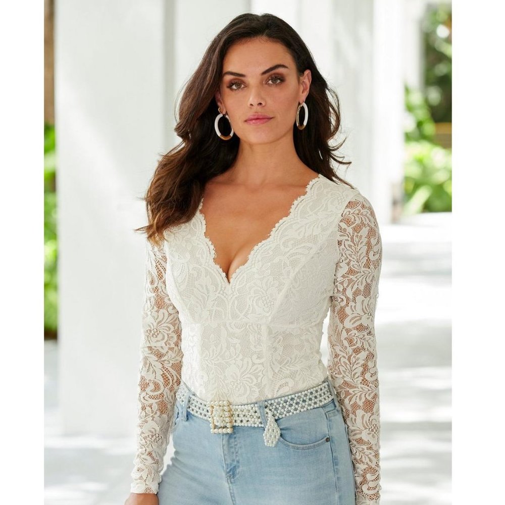 Boston Proper White Ivory Lace Scalloped Long Sleeve Bodysuit Size Medium